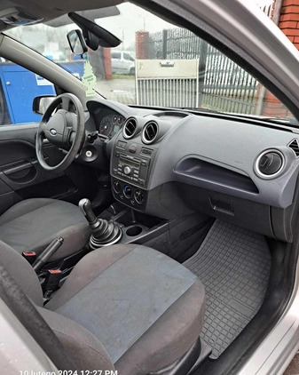 Ford Fiesta cena 5500 przebieg: 310000, rok produkcji 2006 z Kleczew małe 497